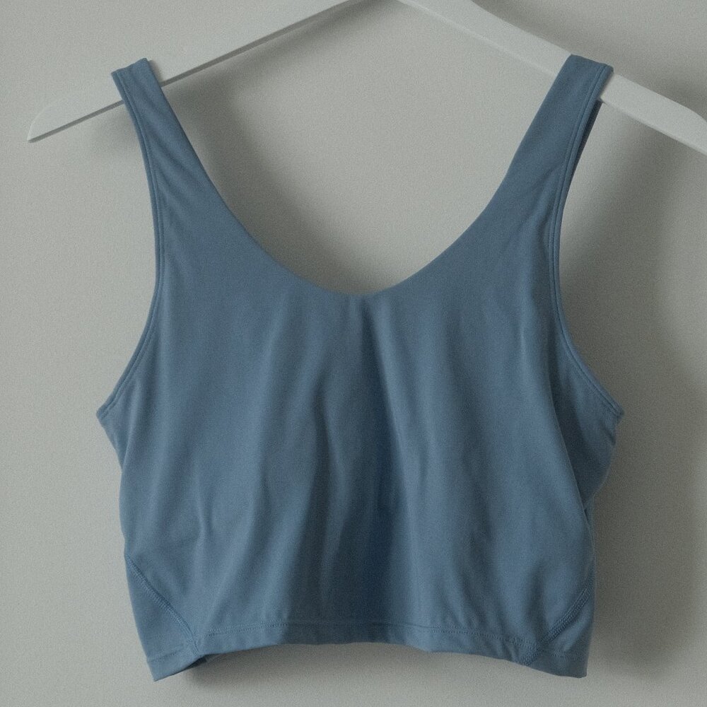 lululemon | Pool Party Tank | 8 |